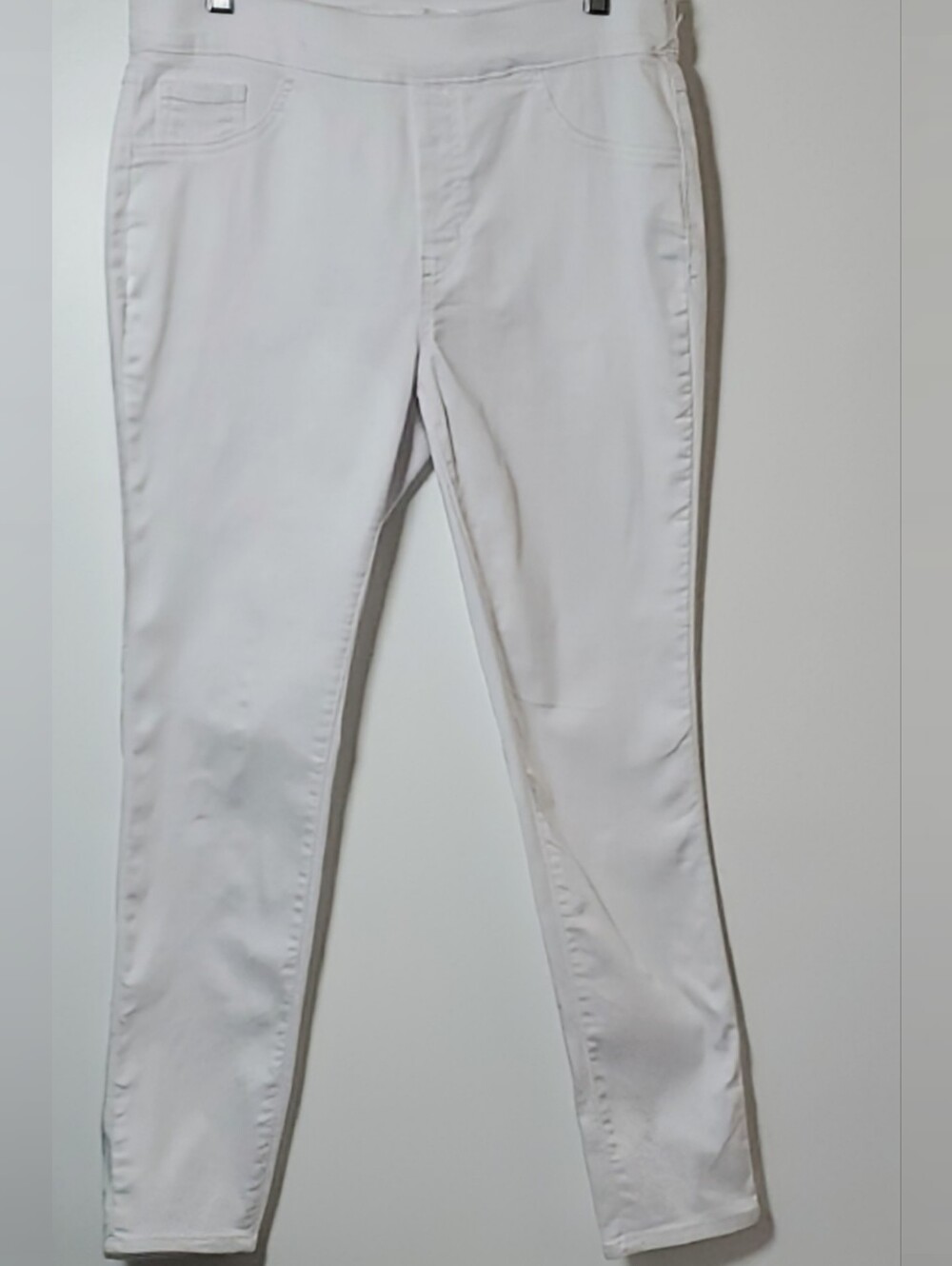 1822 Pull On White Pants